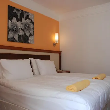 Hotell Adora