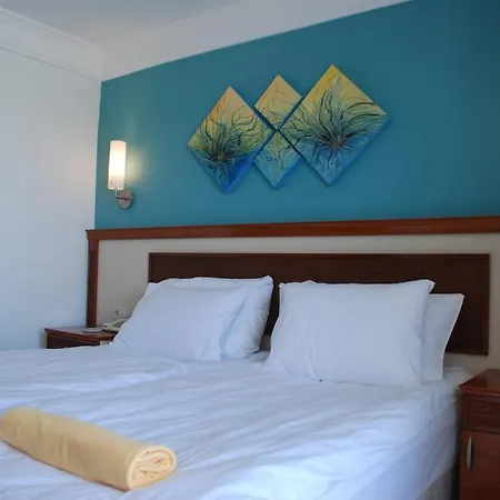 Hotell Adora 3*